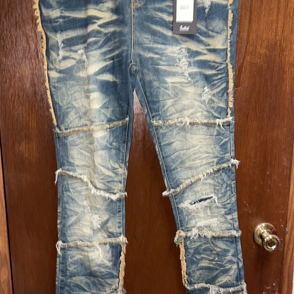 NWT Blue Skinny Distressed Jeans with Vintage Appeal
